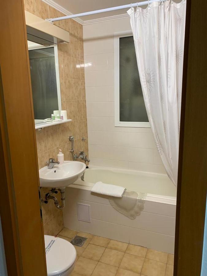 Apartmani California II Podgora Eksteriør billede